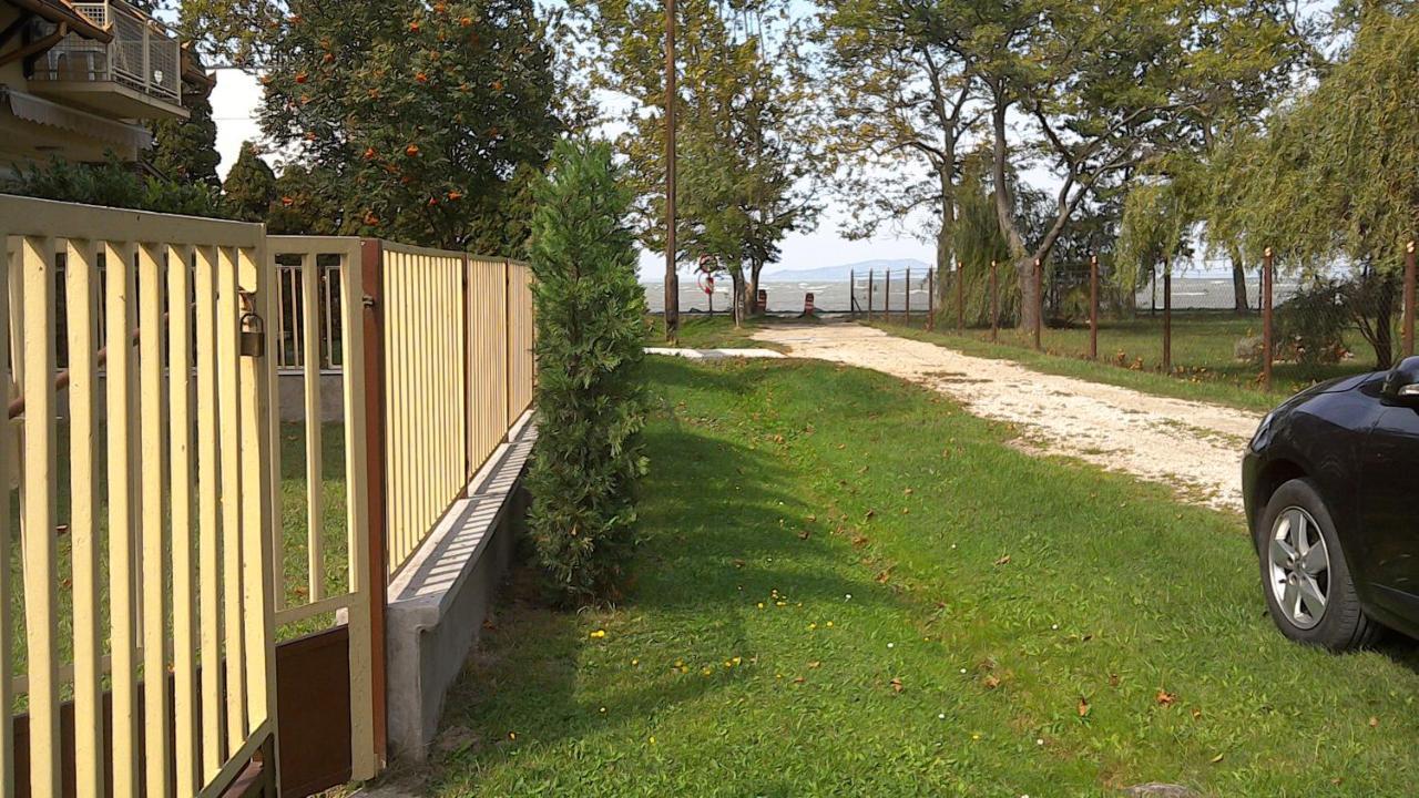 Balatonpart-Lak Balatonfenyves Exterior foto